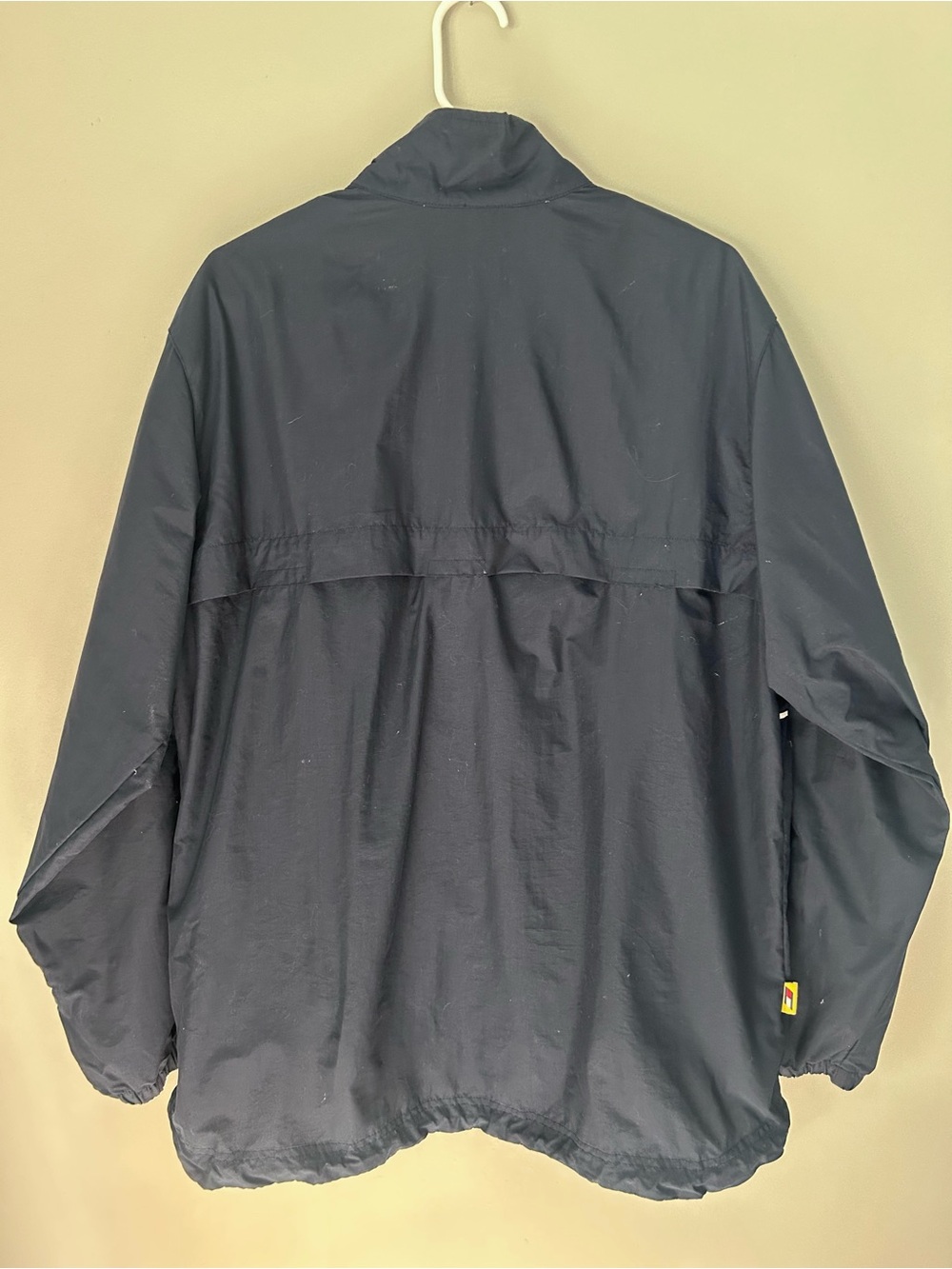 Vintage Tommy Hilfiger Navy Lightweight Windbreaker Jacket with Red Zip Sz S - Picture 5 of 5